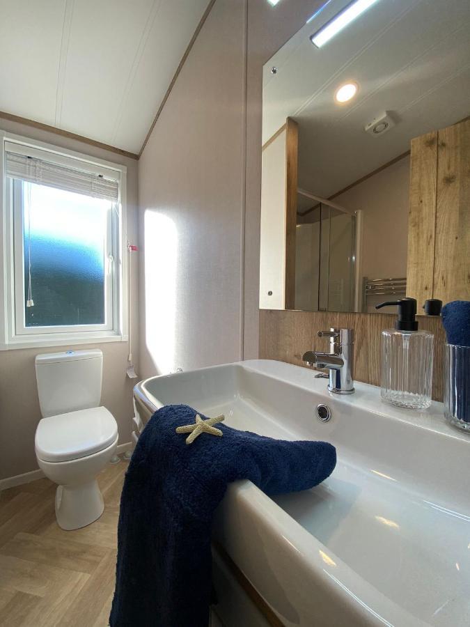 Daphne'S Lodge Mawgan Porth Esterno foto