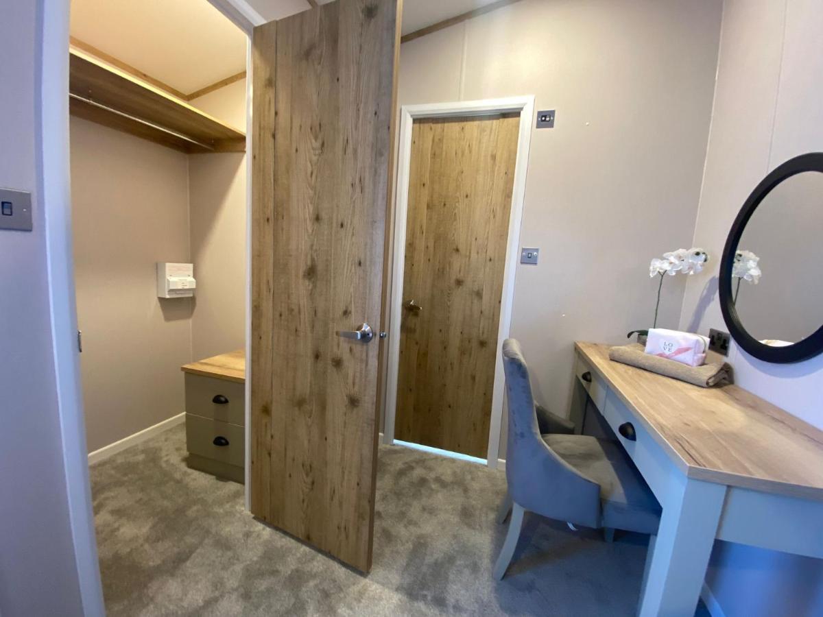 Daphne'S Lodge Mawgan Porth Esterno foto