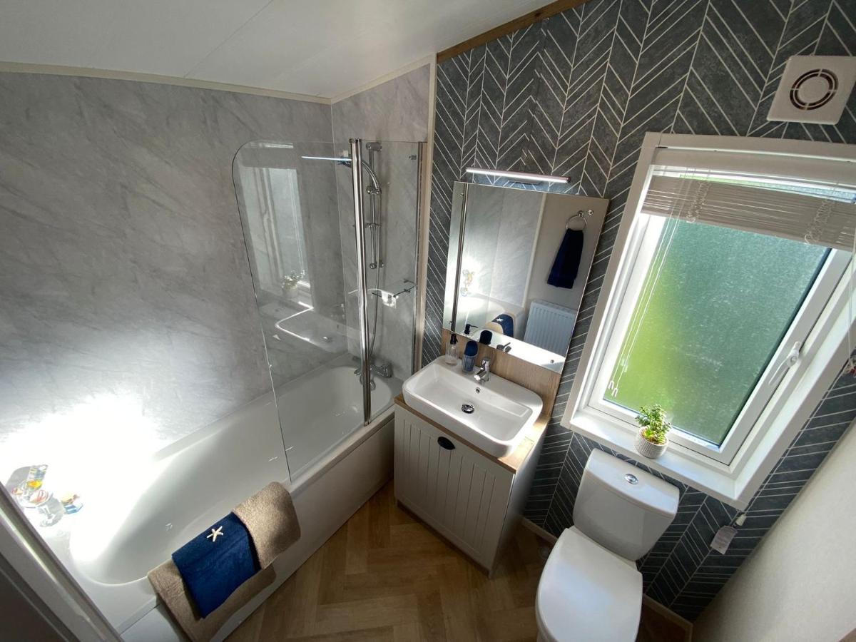 Daphne'S Lodge Mawgan Porth Esterno foto